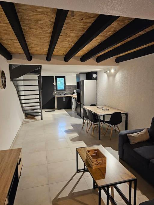 Appartement 50M2 Village Vacances Arlés Exterior foto