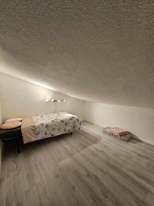 Appartement 50M2 Village Vacances Arlés Exterior foto